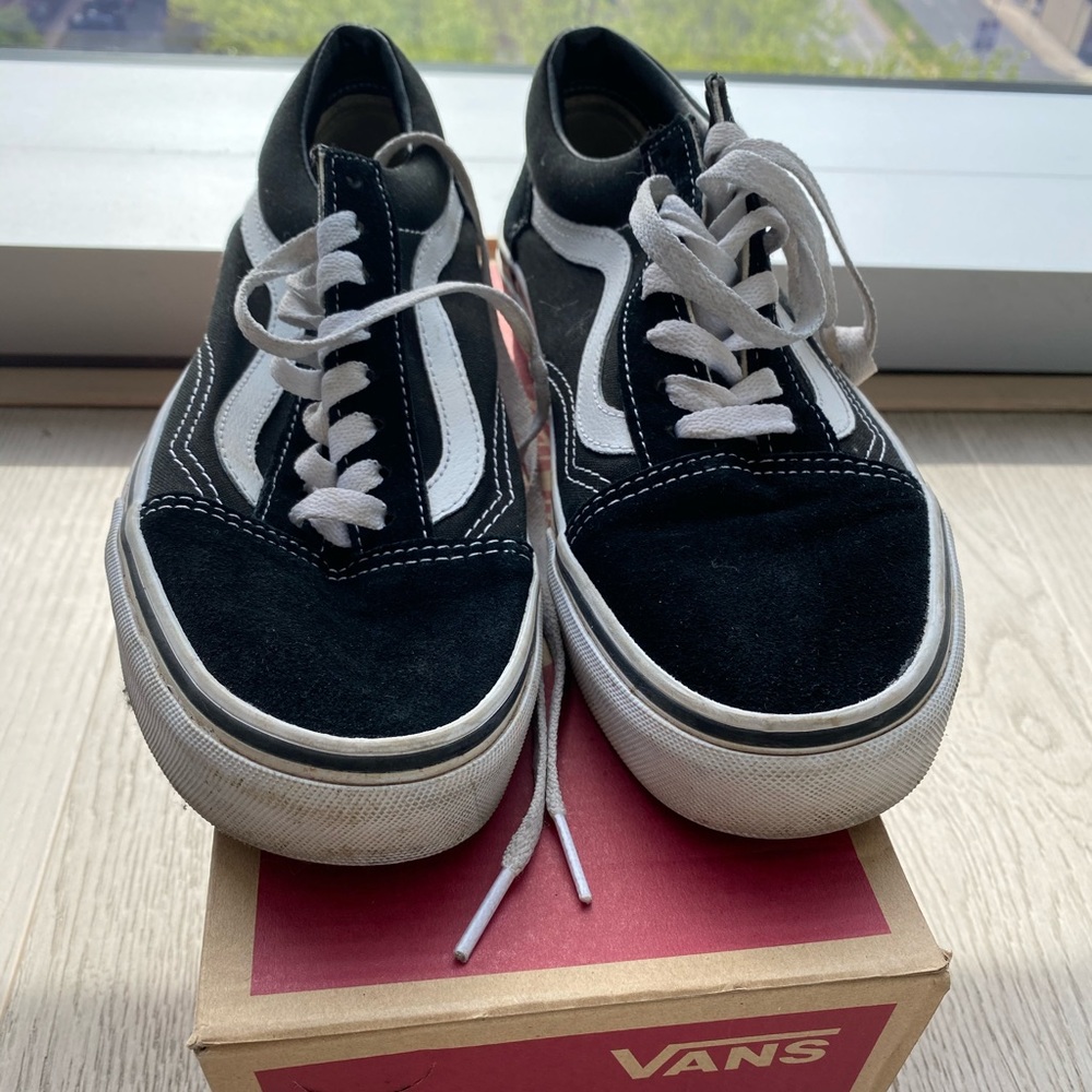 Vans low top sneakers black /white